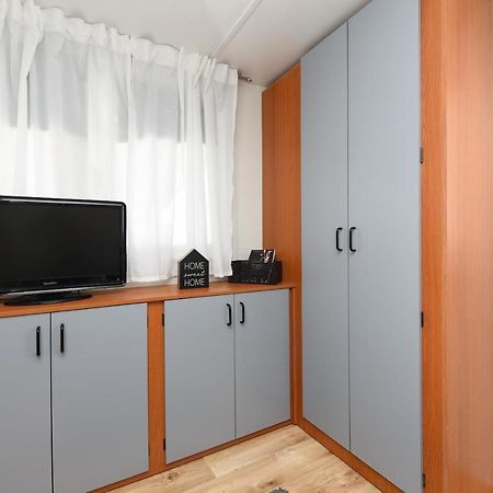 Mia Mobile Home With Jacuzzi Ждрелаць Екстер'єр фото