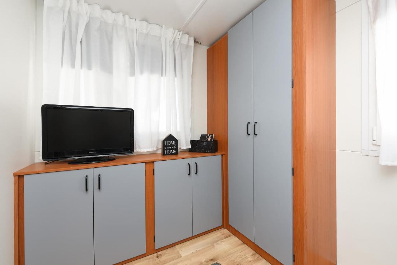 Mia Mobile Home With Jacuzzi Ждрелаць Екстер'єр фото